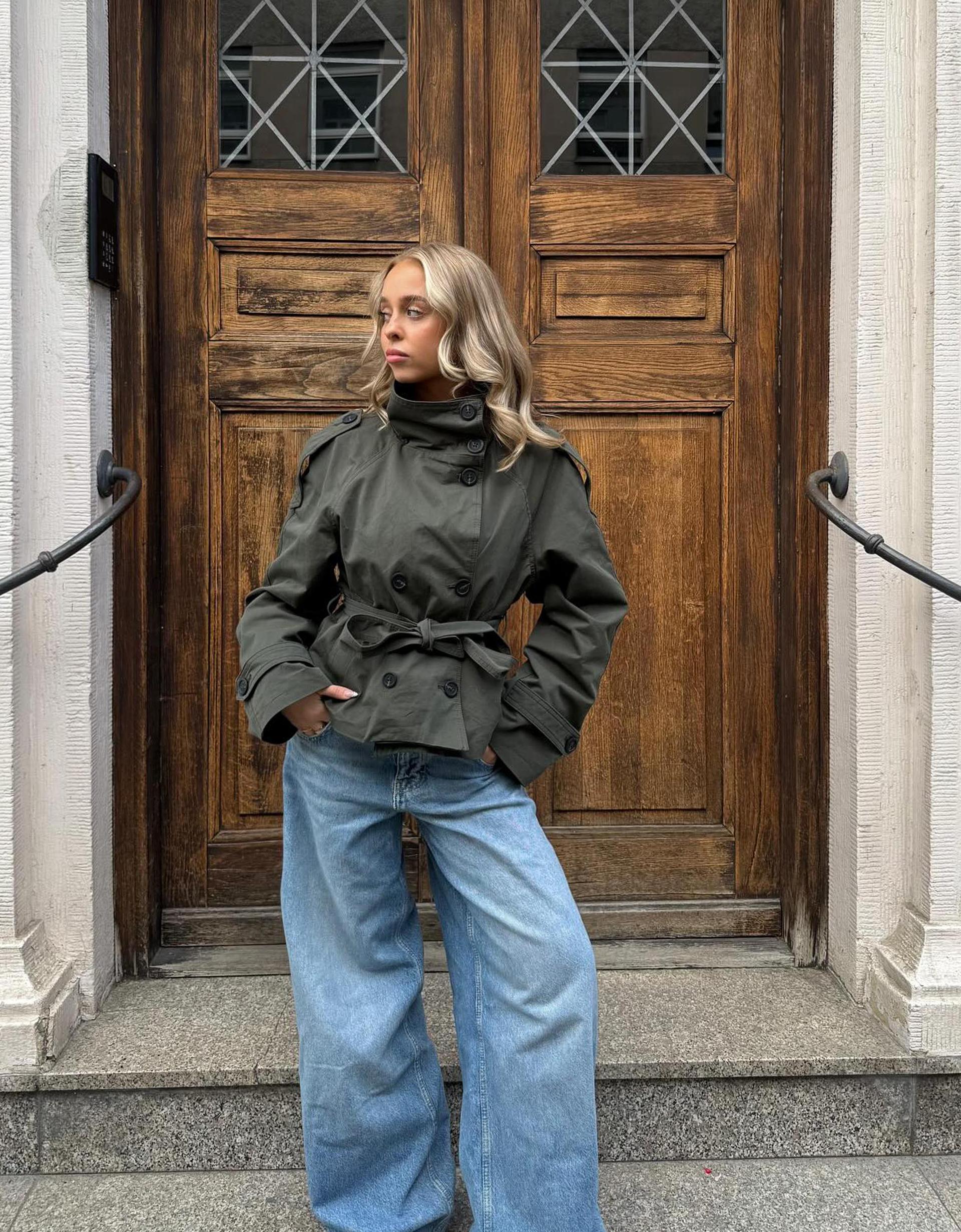 Women’s Short Double Breasted Trench Coat  Belted with Pockets Stand Collar